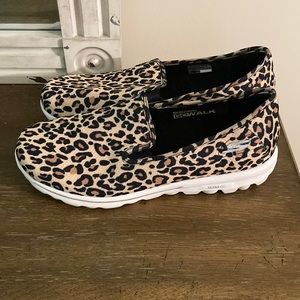Sketchers Gowalk sneaker